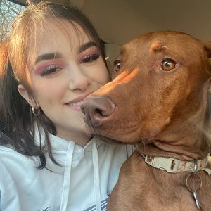 Meet your Posher, Alisa